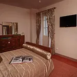 Le Selve View فيلة